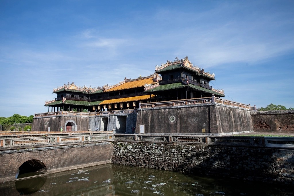 Alumni and group travel in Vietnam