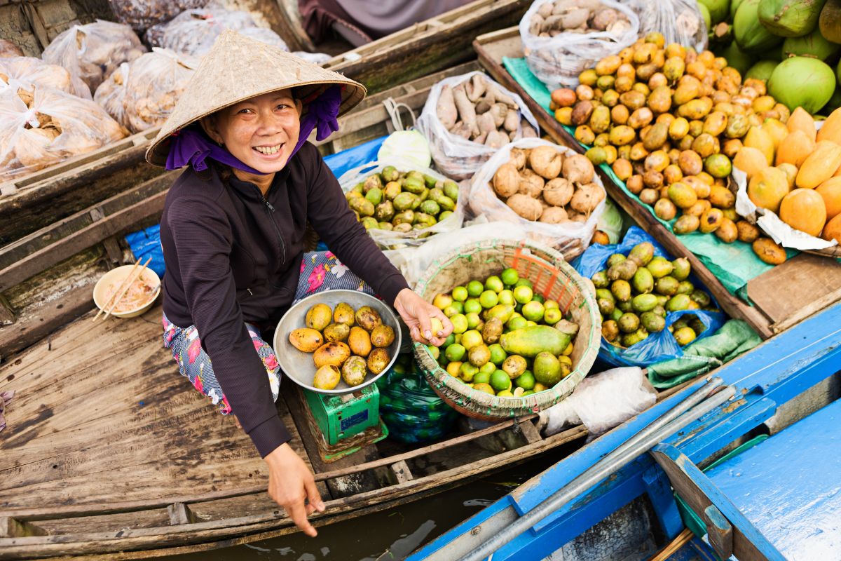 Farm-to-table learning in Vinh Long