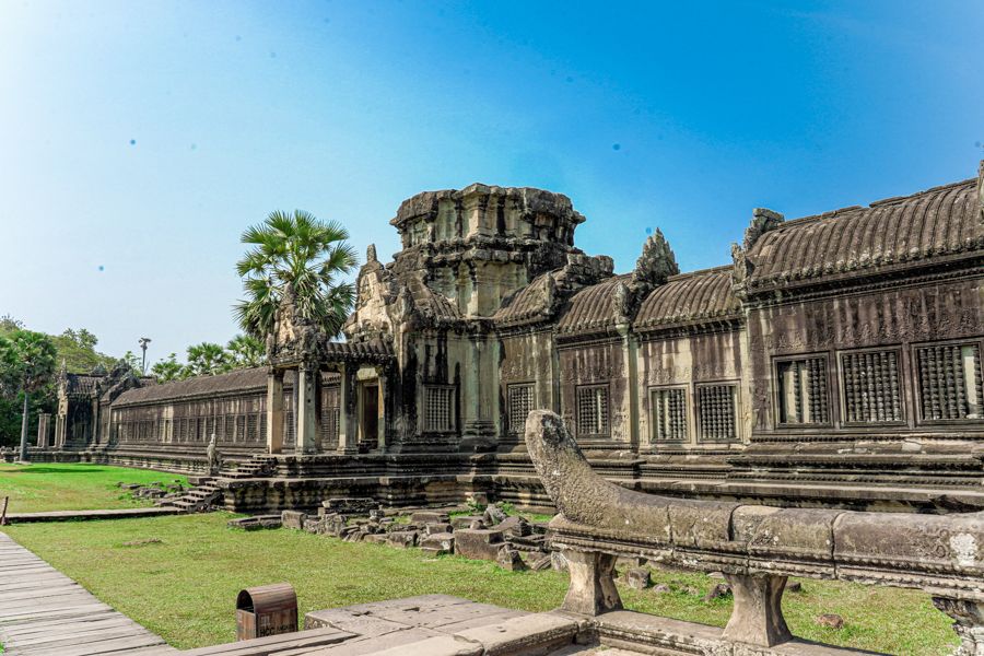 Historical Southeast Asia: from Hanoi to Angkor